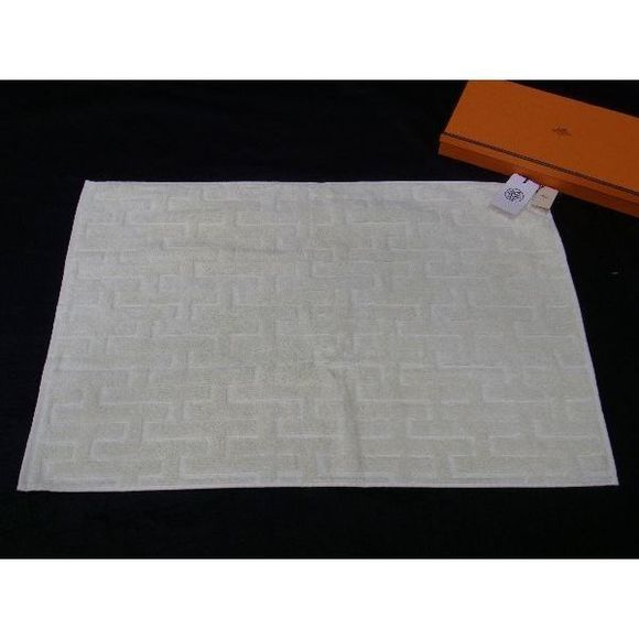 Hermes Stearns 100% Cotton Face Towel Hand Towel Ivory Tone...